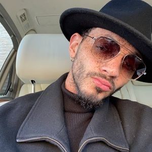 Meet your Posher, Zsadeirah